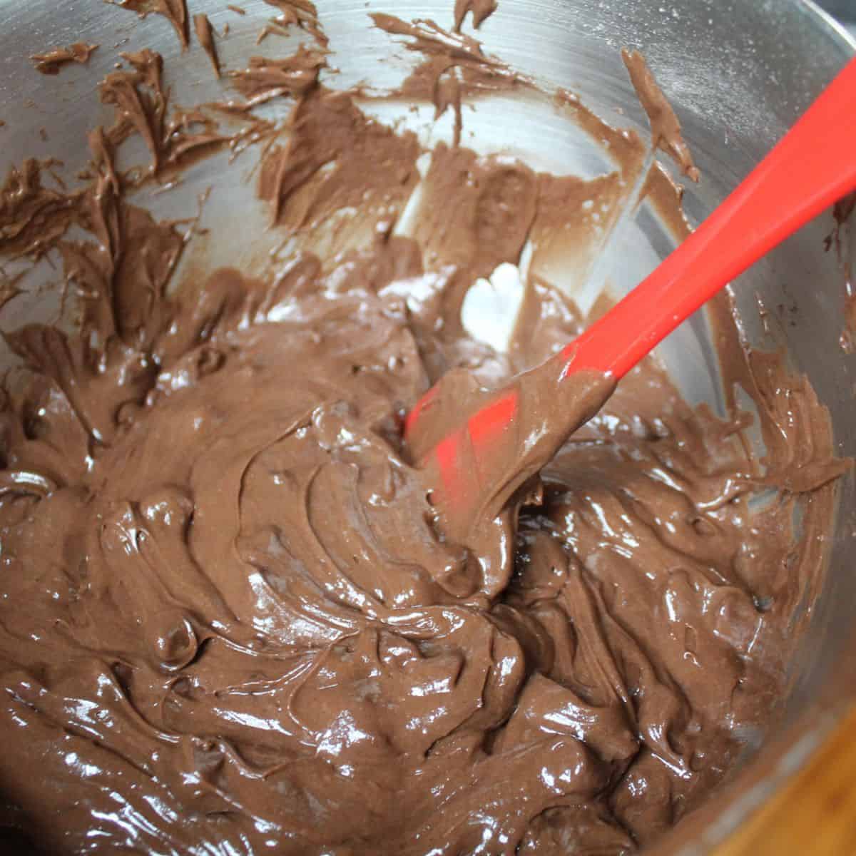 Mixing the cake mix in a large bowl.