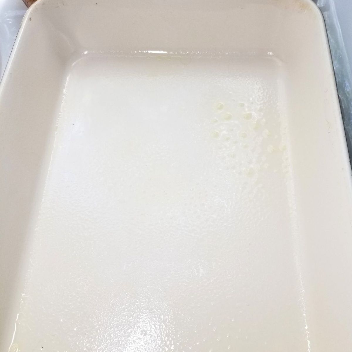 A white baking dish for the chicken casserole.